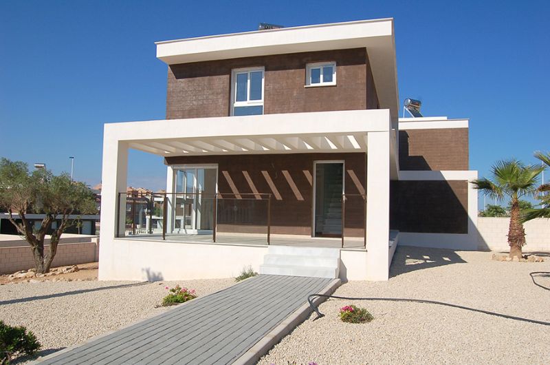 8 ECO-LUXURY VILLAS